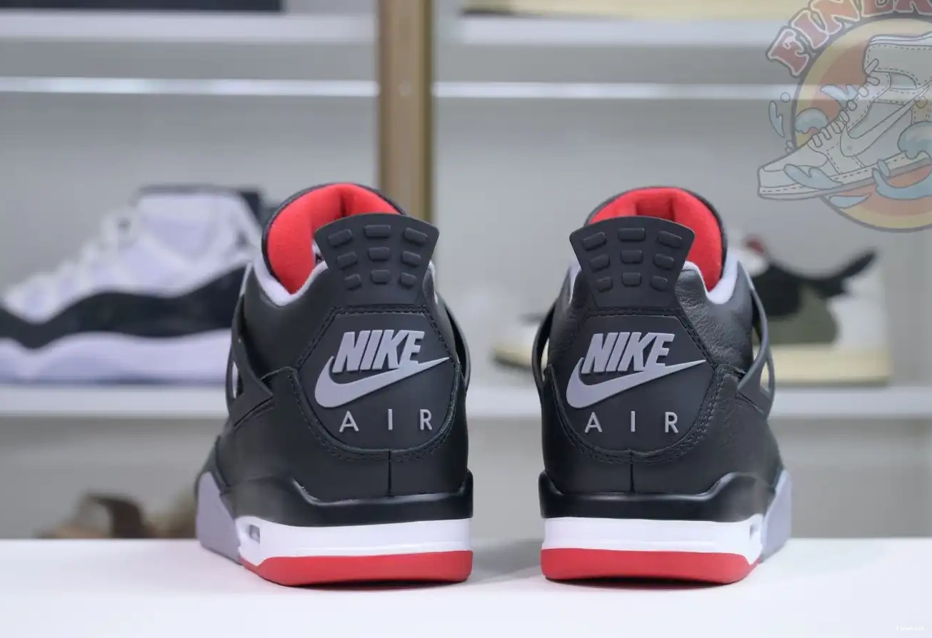 Air Jordan 4
